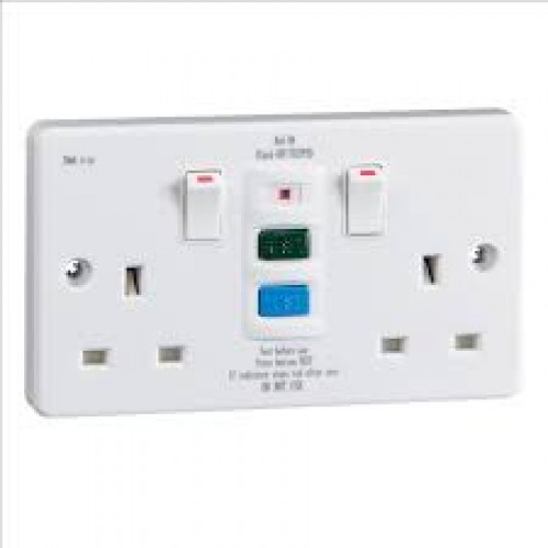 RC321E 13 Amp RCD Switched Socket Outlet. Rating: 13A RCD Rating: 30mA, Trip Speed 40 ms RCD Type: Latching Type